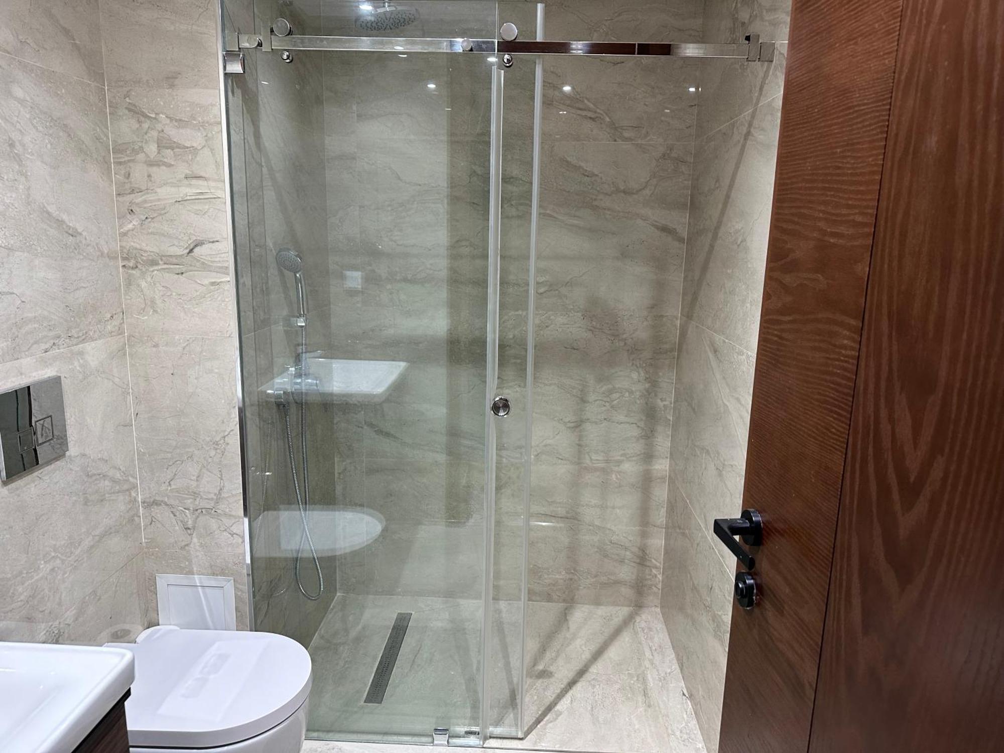 Luxury Two Bedrooms Jardin Carthage Apartment *